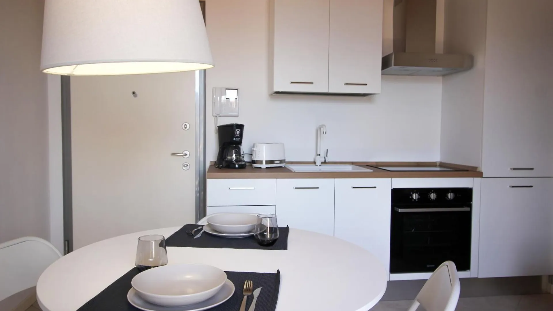 Appartamento Ginny House Lake - Charming Flat With Pool Toscolano-Maderno Italia